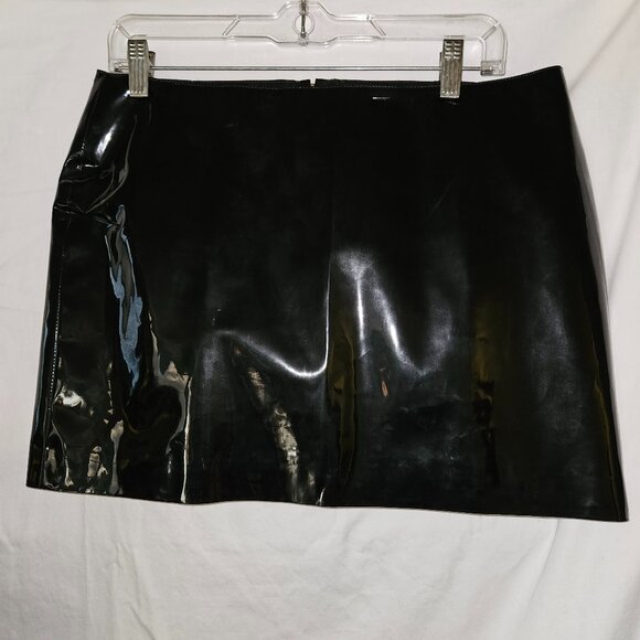 NWT Sexy PVC Mini Skirt Goth Punk LARGE - Picture 1 of 16